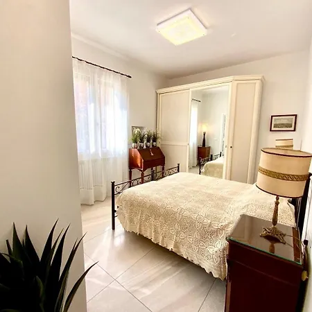 לינה וארוחת בוקר San Domenico 23 3*