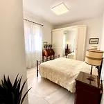 Alojamento de Acomodação e Pequeno-almoço San Domenico 3*